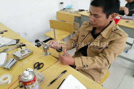 渑池学开锁修锁技术学校